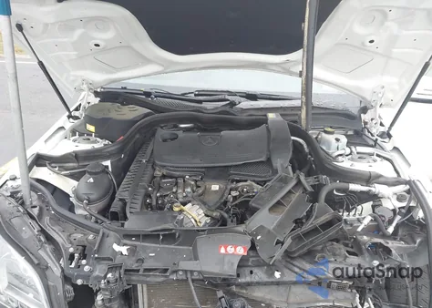 2016 Mercedes-Benz E 350 из США, поврежденный, VIN WDDHF5KB2GB256240